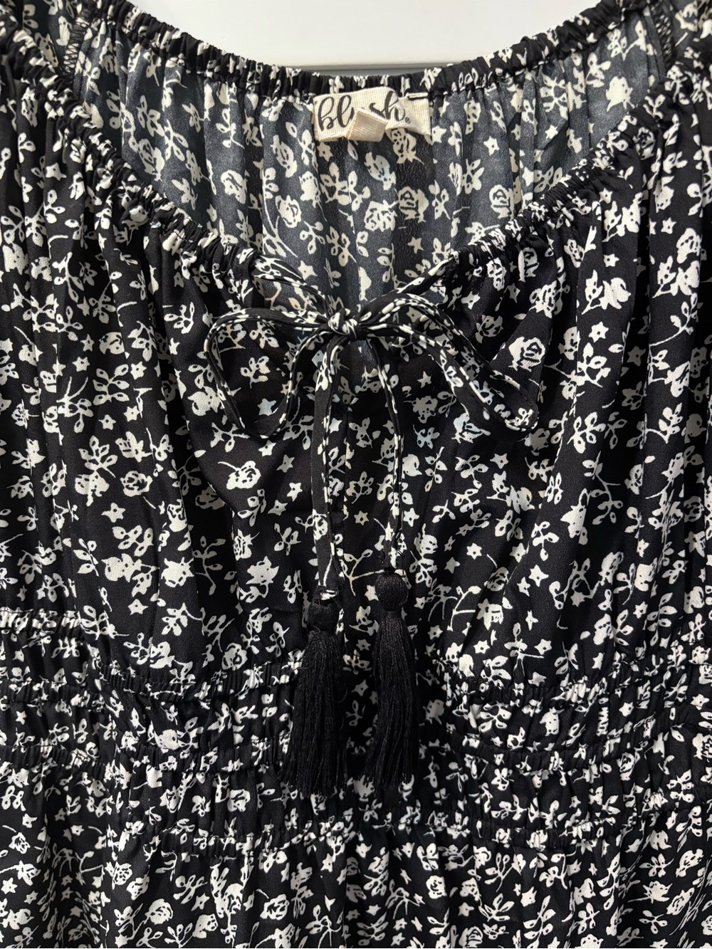 Blush Floral Puff Sleeve Mini Dress Size M Black White Tie Front Ruffle NWOT - Picture 5 of 15